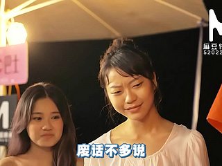 国产 麻豆 传媒 作品/MTVQ6-EP2 麻豆 恋爱 巴士-节目 篇 002/免费 观看 观看