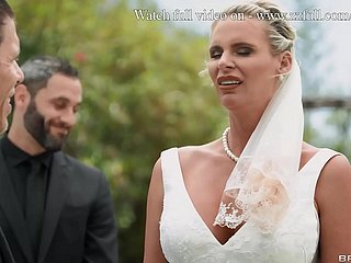 BrideZZilla: A Fuckfest Elbow An obstacle Nuptial fidelity 1 - Phoenix Marie, Expense D'Angelo / Brazzers  / stream on the move from
