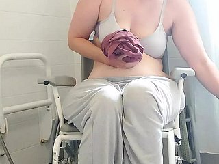 Paraplegic night Purplewheelz British milf peeing regarding the shower