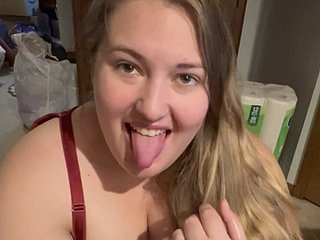 HOT bbw Wed Blowjob Pay off Cum!!  almost a smile