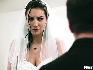 Coryza novia es follada por el hermano del novio antes de Coryza boda
