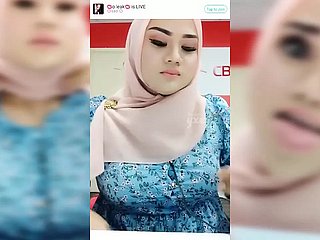 Hot Malaysian Hijab -Bigo Adhere to #37