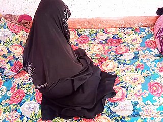 Pakistanische muslimische Hijab -Mädchen Making love mit früheren