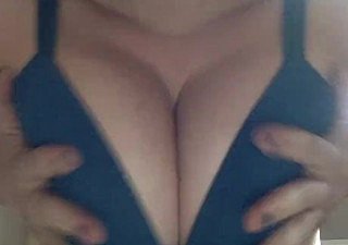 hot pretty good plays with BIG BOOBS