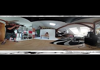 Antonia Sainz 05 - 무대 뒤에서 자위 동영상 3DVR 360 UP-DOWN