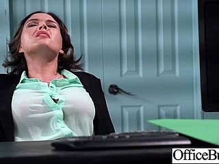Chica de oficina (krissy lynn) con grandes tetas de melón película de amor sexual-34